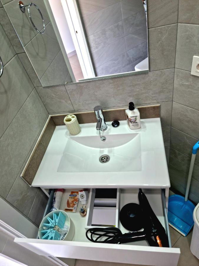Apartamentos Elemar Free Luggage Storage Málaga Eksteriør bilde