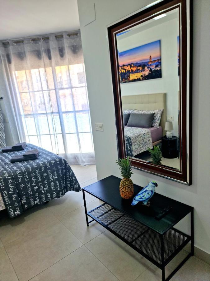 Apartamentos Elemar Free Luggage Storage Málaga Eksteriør bilde