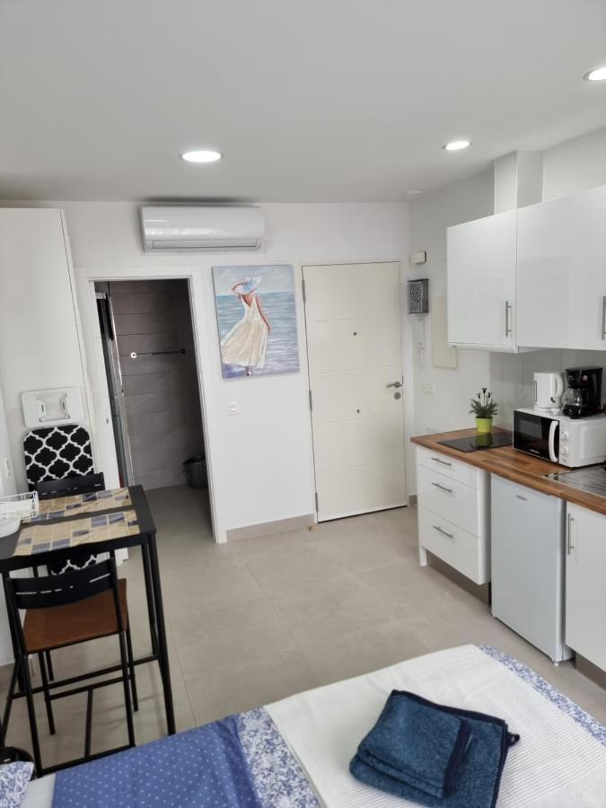 Apartamentos Elemar Free Luggage Storage Málaga Eksteriør bilde